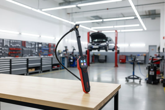 Autel MaxiTPMS TBE200 herramienta de inspección en taller para medir desgaste de llantas y discos de freno con láser, ideal para revisión multipunto