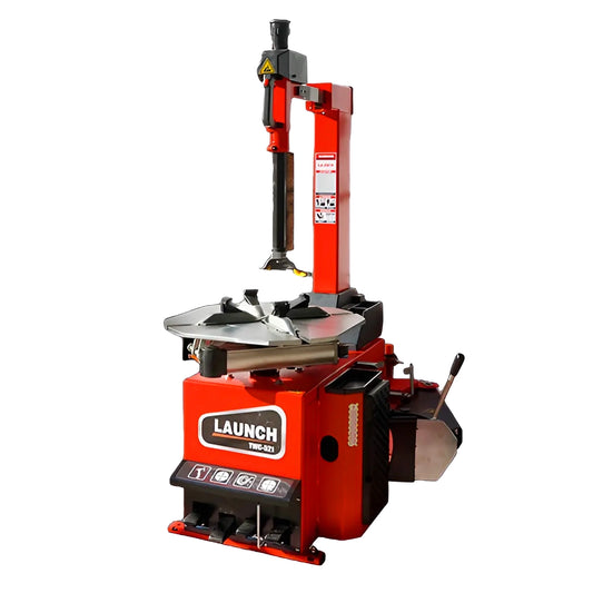 Desmontadora de llantas semiautomática Launch TWC-321, equipo profesional para talleres y llanteras con rango de rines de 11 a 19 pulgadas, brazo oscilante y control por pedales para montaje y desmontaje rápido y seguro.