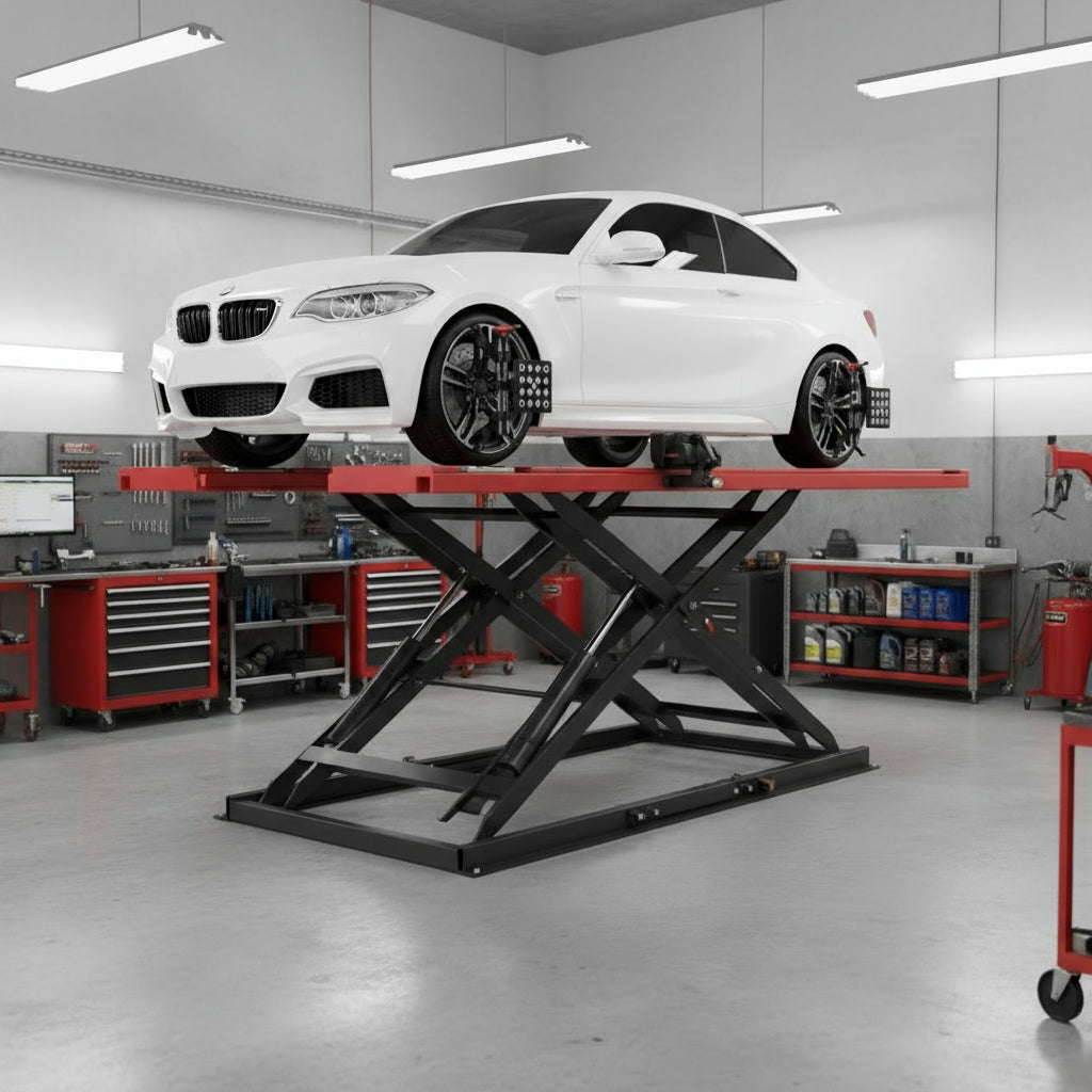 Alineadora 3D Launch WA613 inalámbrica en taller automotriz, con diseño portátil y sensores magnéticos para alineación precisa de cuatro ruedas.