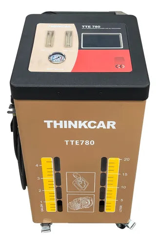 Panel de control del Thinkcar TTE780 con lectura en vivo de presión, caudal y temperatura para servicio de transmisión automática.