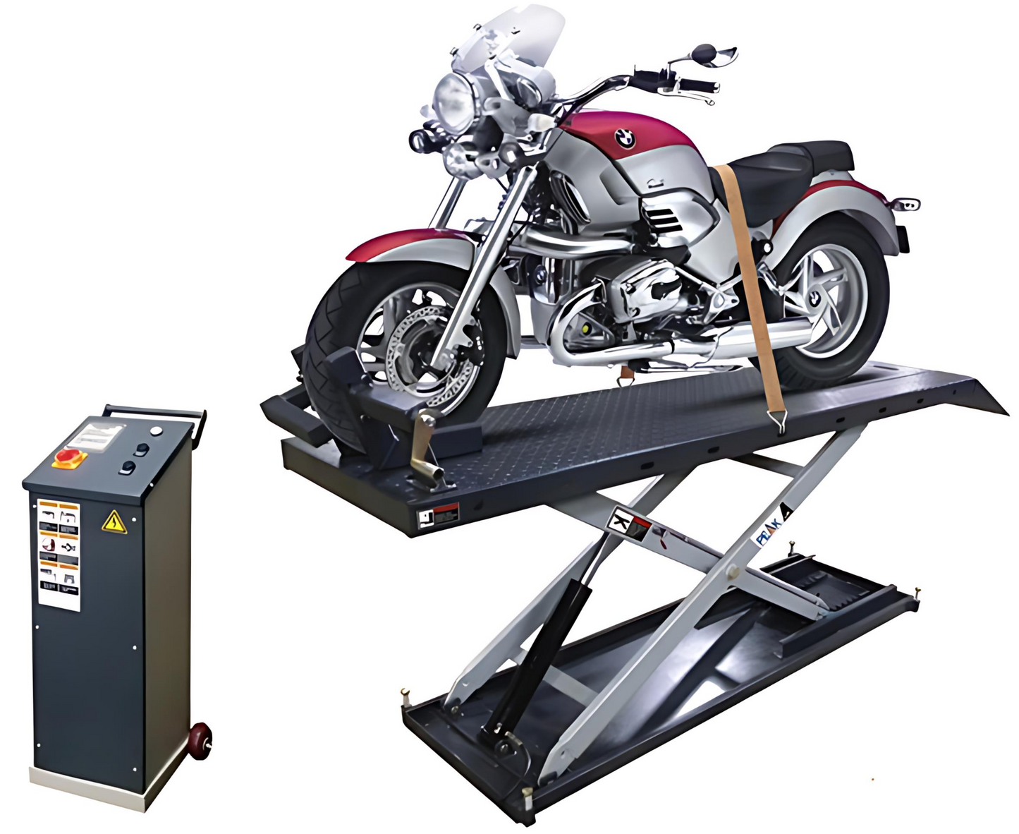 USCAR MC-600 elevador hidráulico profesional con motocicleta BMW montada. Plataforma robusta de 600 kg con prensa de rueda y rampa de acceso para servicio completo de frenos, suspensión y llantas.